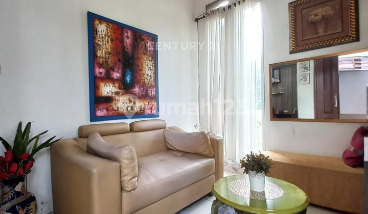 Hook House in Graha Bintaro Cluster 5140