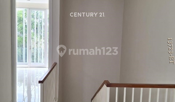 Rumah Siap Huni Dijual Di Cluster One Gate System Di Sektor 9 2