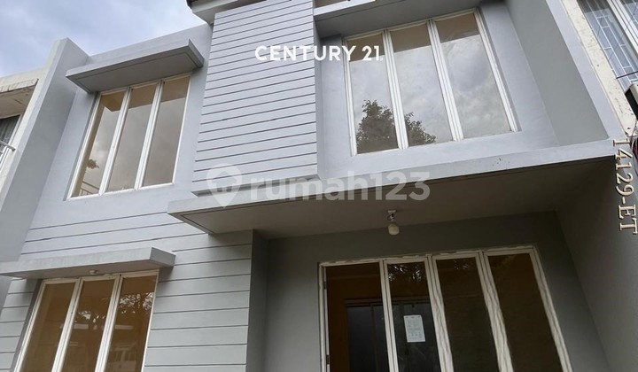 For Sale House in Front of Park in Graha Raya Bintaro Jaya