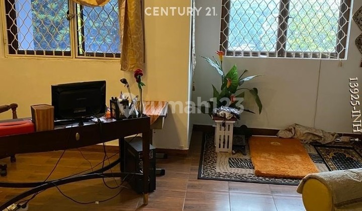 For Sale Fast 3-Story Shop House in Bintaro Sector 9 2