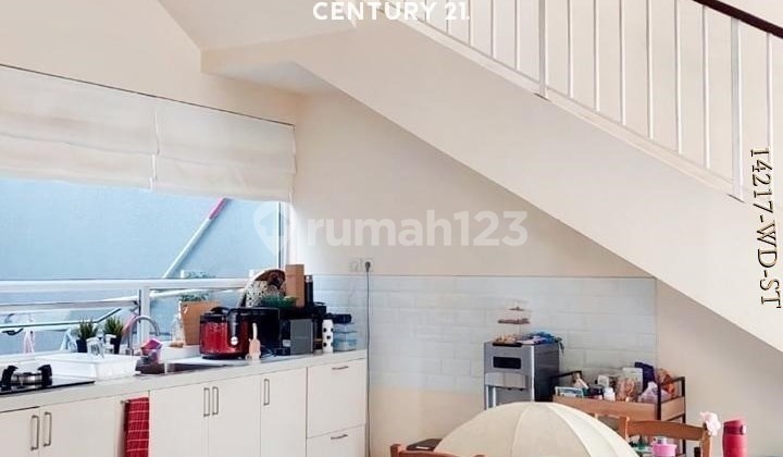 Rumah Terawat 2 Lantai Discovery Bintaro Jaya