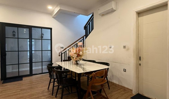 SALE  CLUSTER FARADAY SERPONG SEMI FURNISH & RENOV CANTIK 