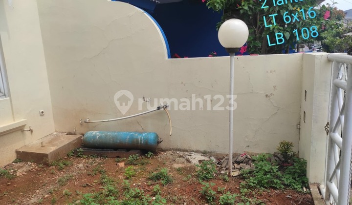  DIJUAL RUMAH TAMAN ROYAL 2 LANTAI, siap huni 2
