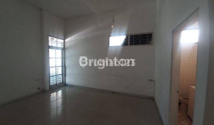 RUMAH TENGAH KOTA SOLO 2