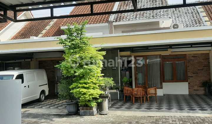 Rumah Modern Dijual Di Colomadu 2