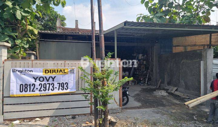 RUMAH TOKO ATAU BISA JUGA UNTUK KOST DI SOLOBARU 1