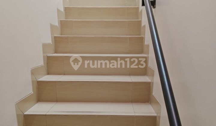 Rumah Siap Huni di Kosambi Baru Jakarta Barat Strategis nego 2