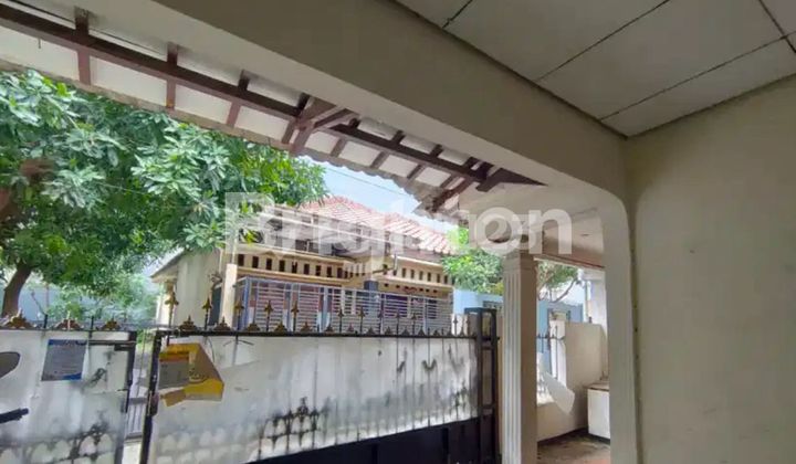 Dijual Rumah - Lokasi Strategis Daerah Kebun Jeruk Jakarta Barat SHM