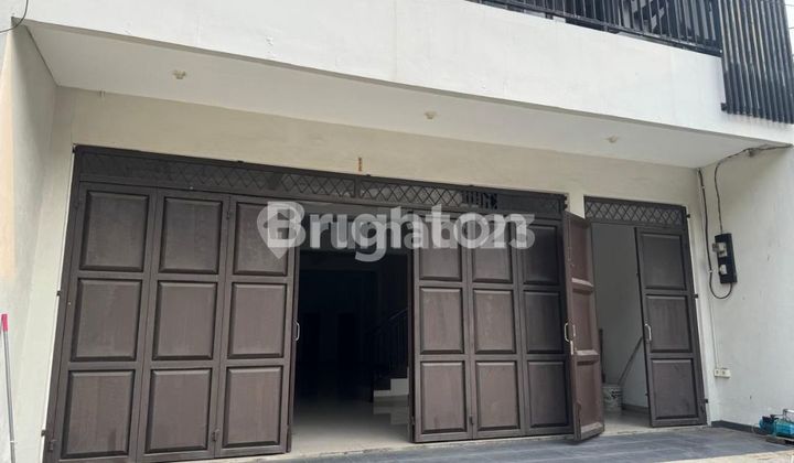 Dijual Rumah 4 Lantai di Bandengan Utara, Jakarta Utara 2
