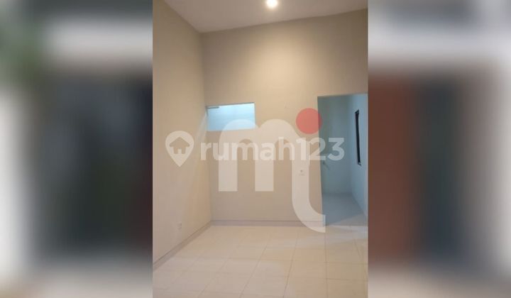 FOR SALE: RED TERRACOTTA CLUSTER HOUSE FOR SALE: RED TERRACOTTA CLUSTER HOUSE