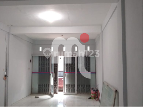 FOR RENT: 2-STORY SHOP HOUSE IN MIJEN AREA, SEMARANG 1