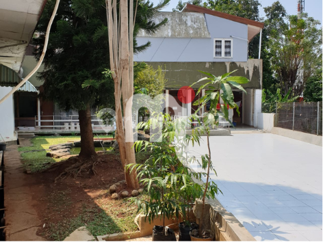 FOR RENT LUXURY HOUSE ON DIPONEGORO STREET, SOUTH SEMARANG