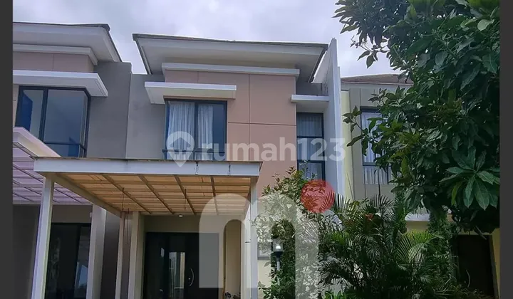 Dijual Rumah Lantai 2 di Graha Padma Semarang 1
