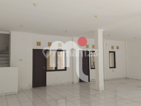 FOR SALE, 2 SHOPHOUSES COMBINED INTO 1 AT TERAS BALI, BSB VILLAGE, SEMARANG 2