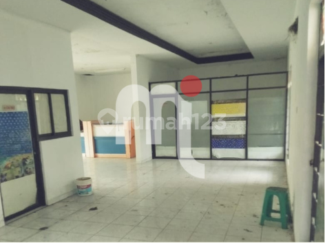 Dijual Rumah Semi Kantor di Banyumanik 1