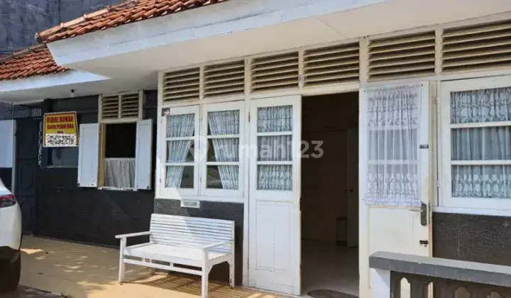Dijual Rumah 1 Lantai 5 Kamar Dekat Jalan Raya Krakatau 1
