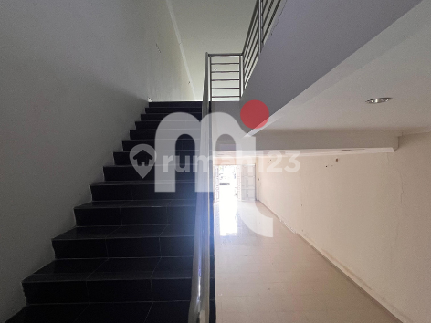 DISEWAKAN RUKO DITENGAH KOTA, DI JL GAJAH MADA, SEMARANG 2