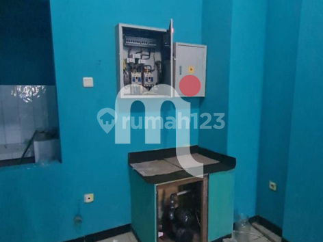Dijual Ruko 3 Lantai di Candisari, Semarang 2