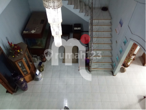 DIJUAL RUMAH DAN TANAH LUAS DI JL KARONSIH UTARA RAYA, NGALIYAN 2