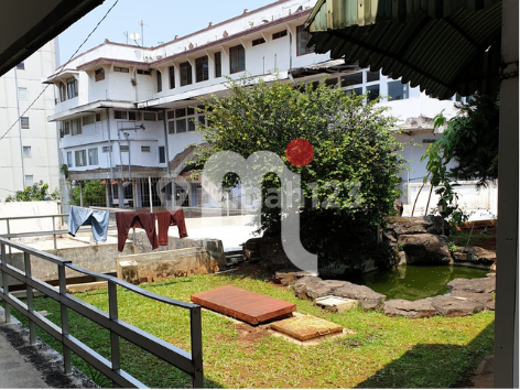 FOR RENT LUXURY HOUSE ON DIPONEGORO STREET, SOUTH SEMARANG