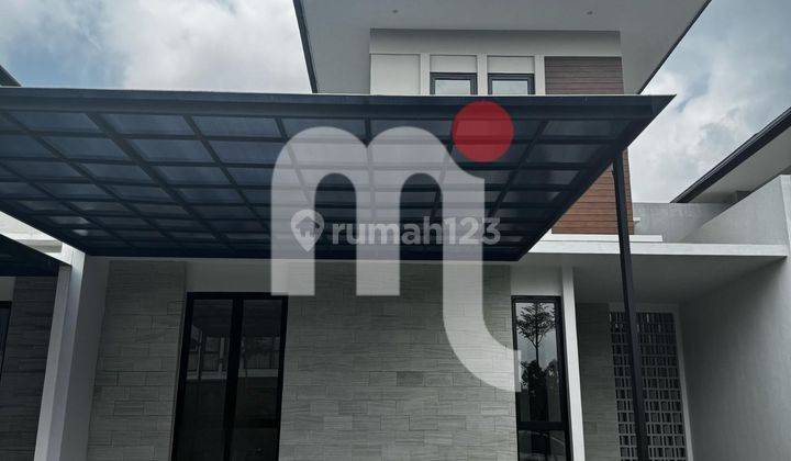 Disewakan Rumah Mewah Dua Lantai Cluster Hilago 1