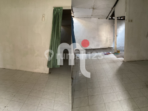 DISEWAKAN RUMAH  1 LANTAI UNFURNISHED DI GAJAH MUNGKUR, SEMARANG 2