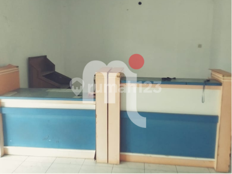 Dijual Rumah Semi Kantor di Banyumanik 2