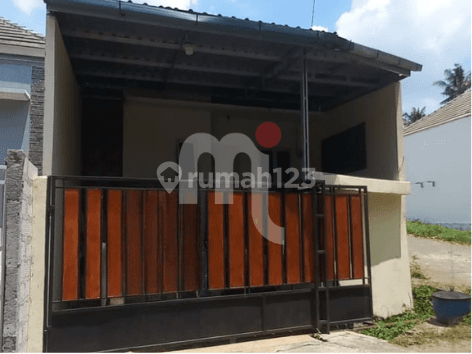 Dijual Rumah 1 Lantai 2 Kamar Tidur Daerah Krajan Timur 1