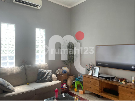 FOR SALE HOUSE WITH PENDOPO ON JL SANTAN KALONGAN, SLEMAN, YOGYAKARTA 2