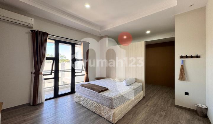 For Sale, 3-Story House in Puri Arga Golf Elite Area 1