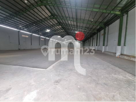 Warehouse for Rent on Gatot Subroto Street, Ngaliyan 1