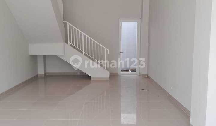 Disewakan Ruko Hadap Danau di Citra 8 Uk 4,5X14 Disewakan Ruko Hadap Danau di Citra 8 Uk 4,5X14