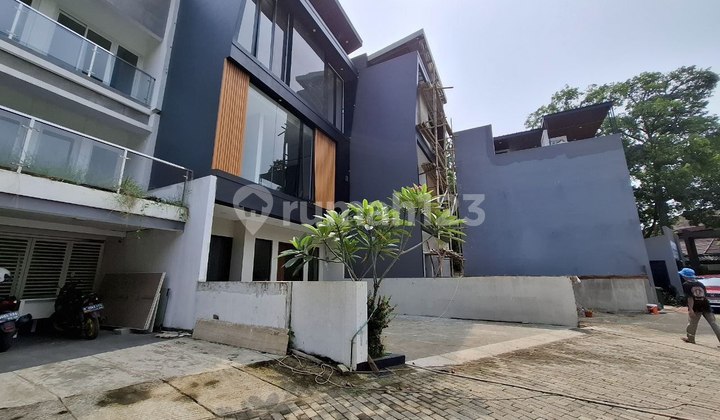 Rumah Modern 4 Lt Siap Huni Letak Strategis Di Fatmawati Cilandak Jakarta Selatan  2
