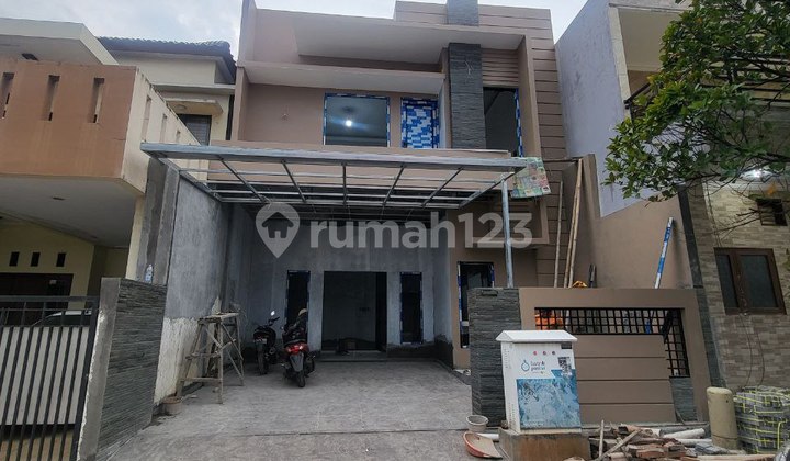Rumah Bagus Dalam Komplek Besar Taman Permata Cikunir Bekasi Kota