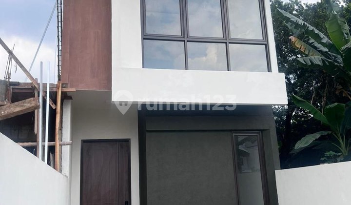 House For Sale Ready to Occupy Near Jl Wibawa Mukti Jati Asih Bekasi 2