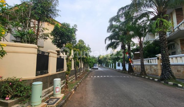 Dijual Rumah Mewah Dalam Komplek Besar, Bebas Banjir Cikunir Bekasi Selatan 2