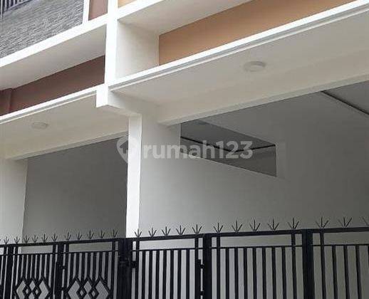 Dijual Rumah 3 Lantai Minimalis Dan Modern Bisa Dijadikan Ruko Tempat Usaha Lainnya Kranji  Bekasi Barat. 2