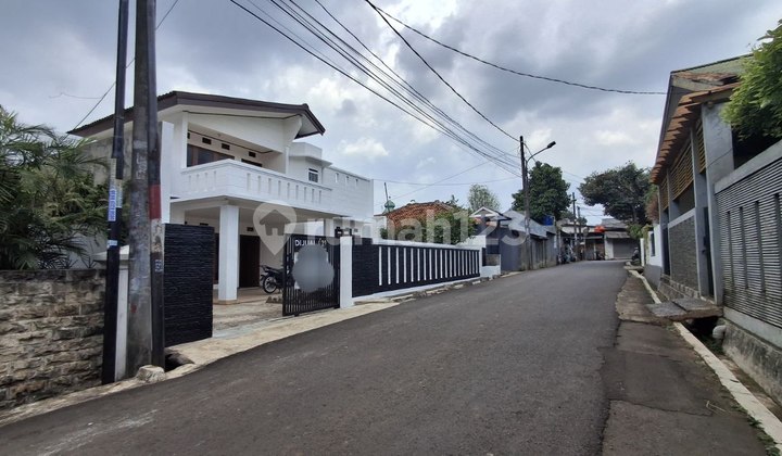 Dijual Rumah Baru Renovasi 2lt Murah, Luas Dan Strategis Dekat Lrt Jatibening Di Curug Pondok Kelapa  Jakarta Timur