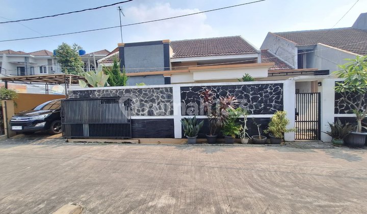 Jual Cepat Rumah Hook 1,5 Lantai Kokoh Dalam Komplek Siap Huni Di Jati Makmur Bekasi