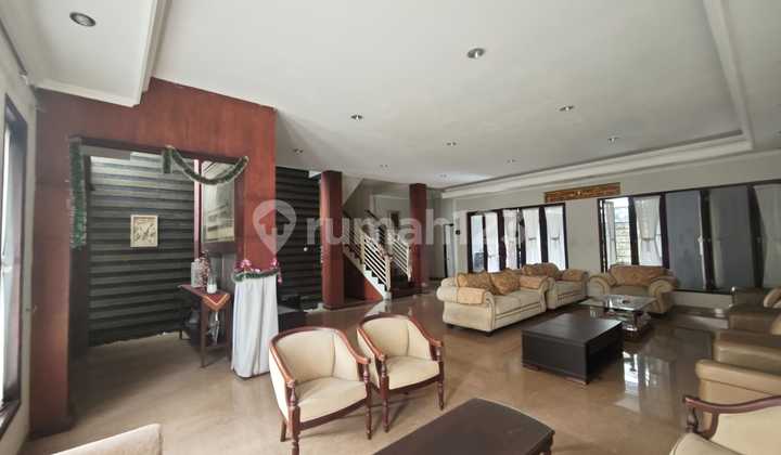 For Sale: Exclusive Home for Life Enthusiasts, Strategic Location Near Cibubur Cimanggis Depok Golf Course. SHM House in Excellent Condition at the Entrance of Arcadia Park Cluster, Bukit Golf Riverside Housing Estate, Bukit Golf Riverside Housing Estate Arcadia Park Cluster, Arcadia Raya Street. 2