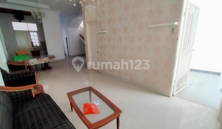 For Sale House & 2 Rental Units Ready to Occupy in Bekasi City, Good House with SHM in East Bekasi 2