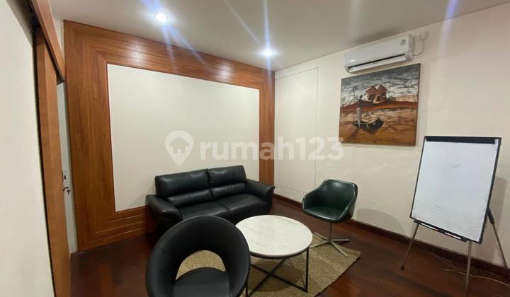 FOR SALE OR RENT 3-STORY BUILDING IN PREMIUM LOCATION UMALAS BALI 2