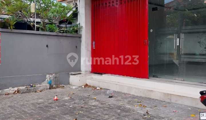 FOR RENT: 3-STORY SHOPHOUSE IN A PREMIUM AREA IN THE HEART OF DENPASAR, BALI 2