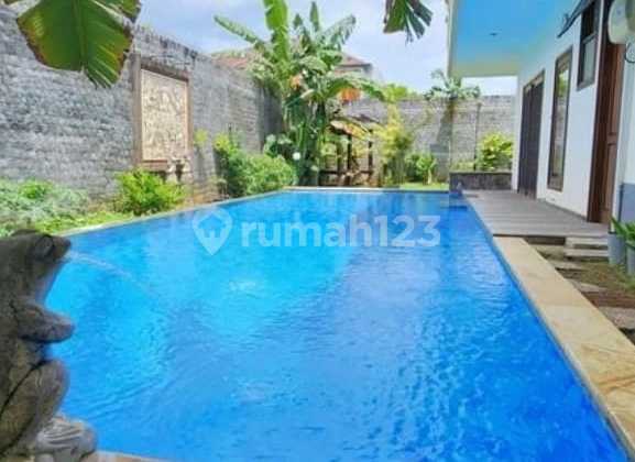DIJUAL RUMAH VILLA NYAMAN & LUAS DI PUSAT KOTA RENON DENPASAR 