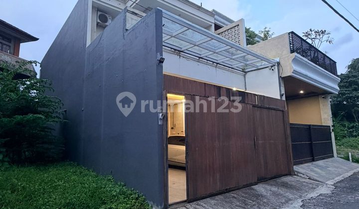 Dijual Rumah Mondern Terawat 2 Lantai di Dalung Kuta Badung