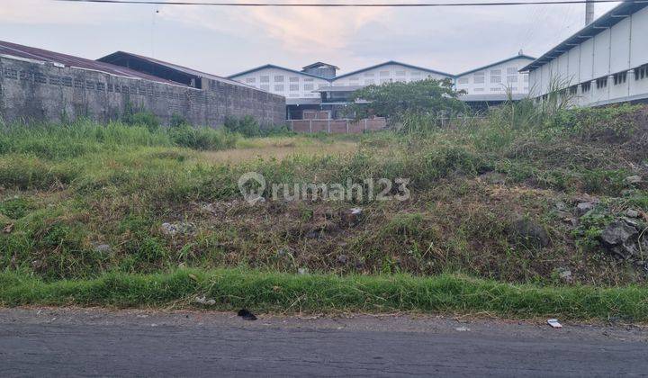 Tanah di kawasan industri Solo Baru 1
