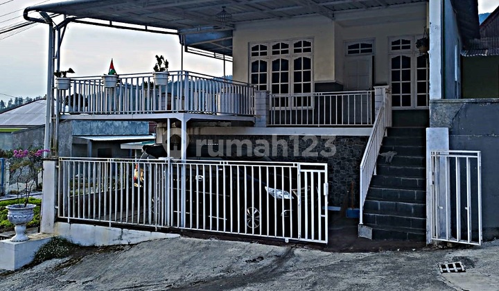 For Sale Fully Furnished Villa with Great Views in Tawangmangu, Opposite Lawu at Dusk, Price IDR 1.5 Billion