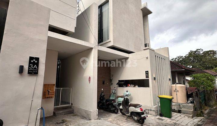 Jual Cepat Rumah Bagus 2lt Minimalis, unfurnished Muding Kerobokan 1