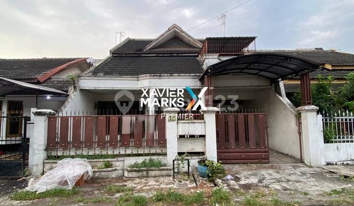 Rumah 2 Lantai 6 Kamar Tidur Lokasi Sawojajar