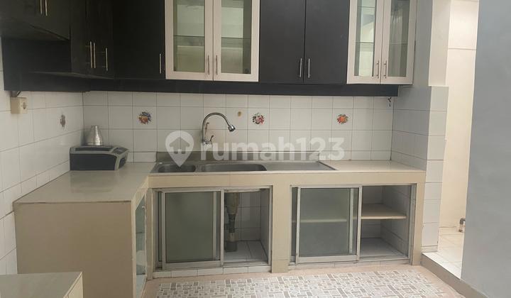 Dijual Rumah Bagus dan Luas di Greenville Dekat Tanjung Duren - Jakarta Barat Dijual Rumah Bagus dan Luas di Greenville Dekat Tanjung Duren - Jakarta Barat
